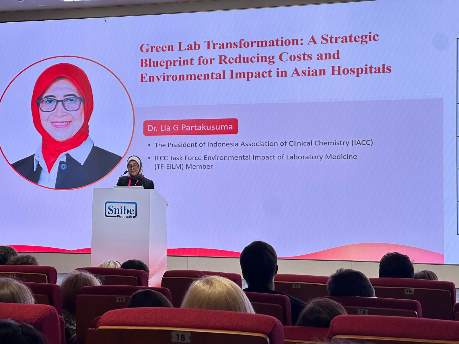 dr. Lia G. Partakusuma Bawa Misi "Green Lab" ke Panggung Internasional di Shenzhen SHENZHEN